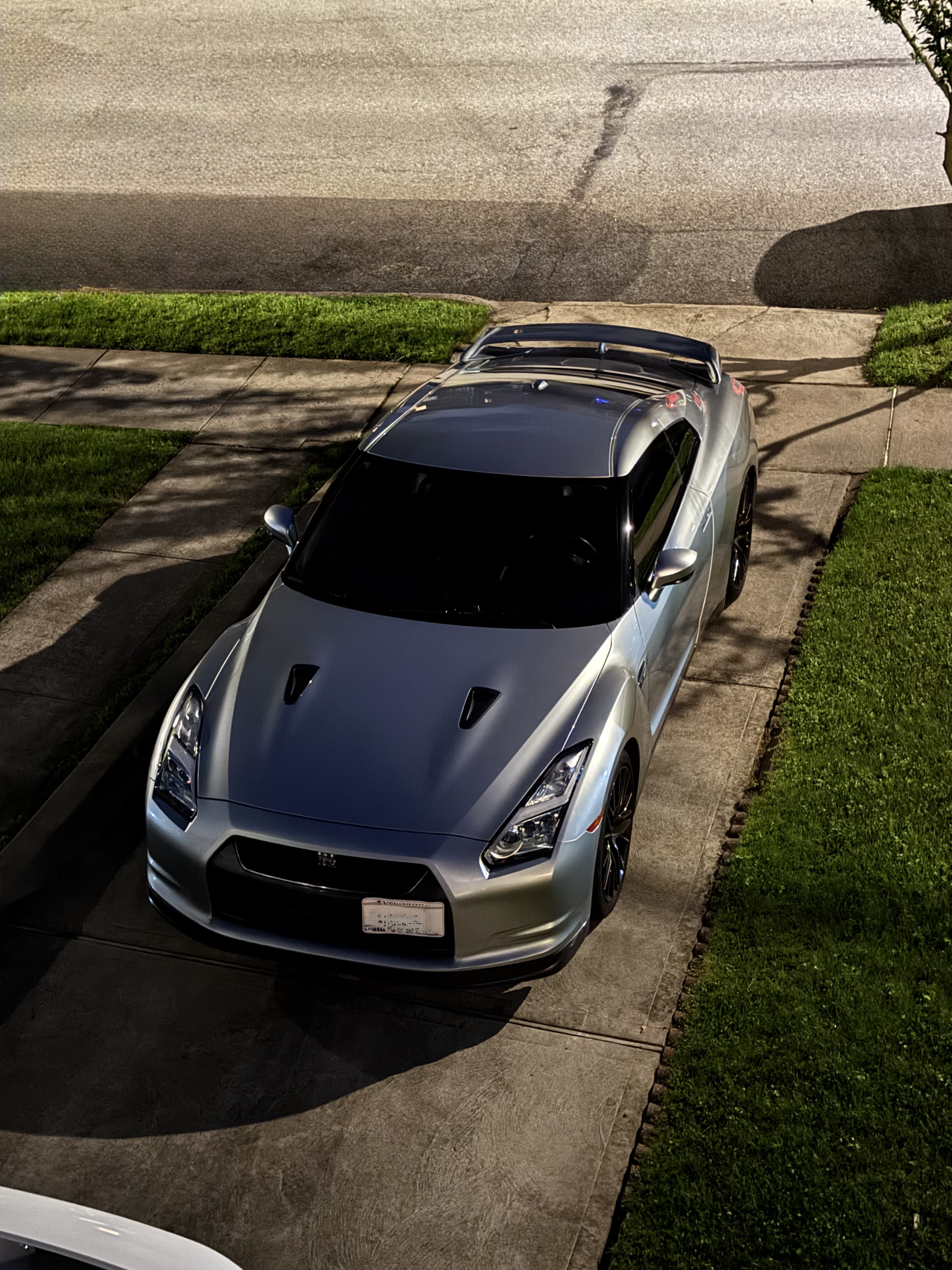 Nissan GTR