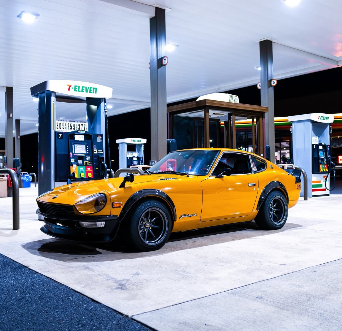 Datsun 240z