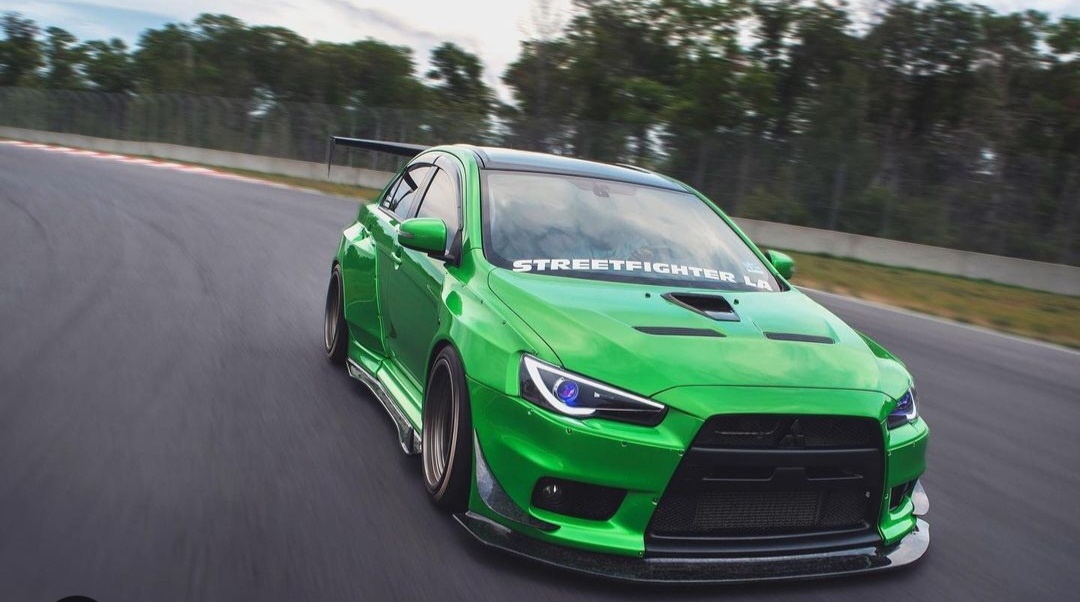 Mitsubishi Lancer